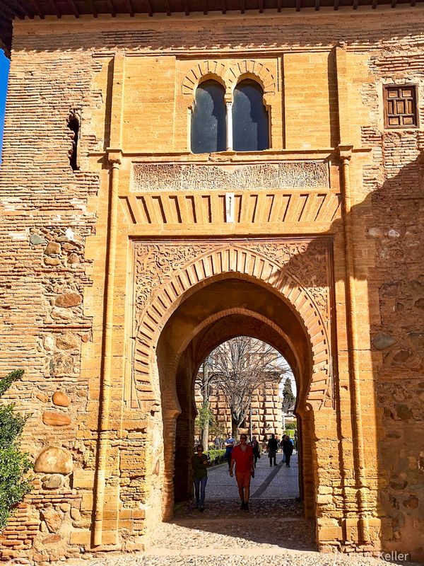 Puerta del Vino
