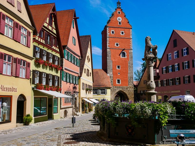 Lwenbrunnen & Wrnitztor