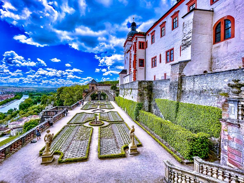 Fortress Marienberg and Frstengarten