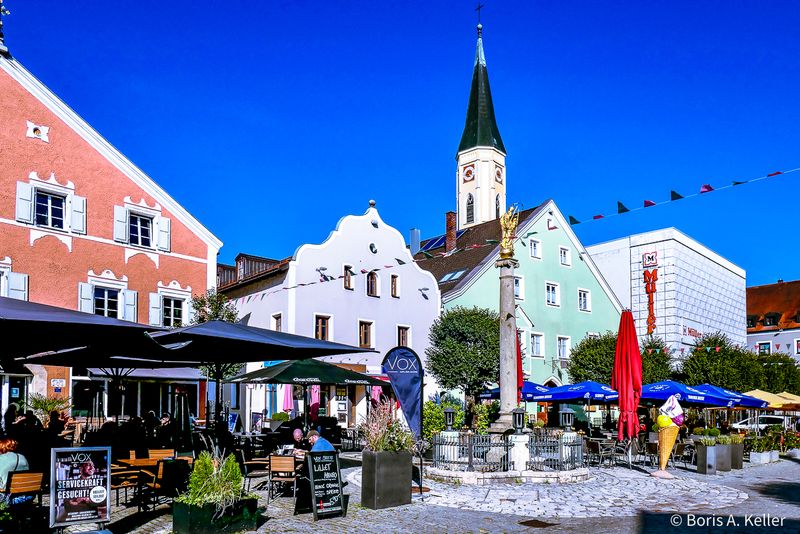 Altstadt mit Kirche Mari Himmelfahrt