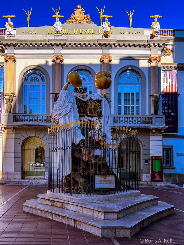 Dali Theatre Museum