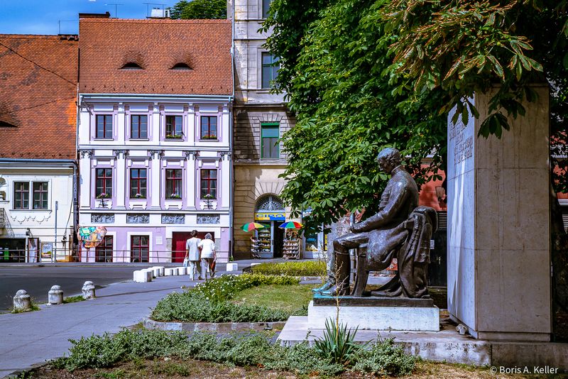 Batthyny Square