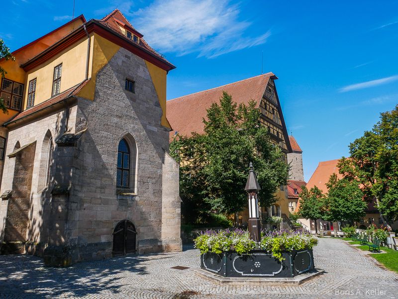 Spitalhof mit Laufbrunnen