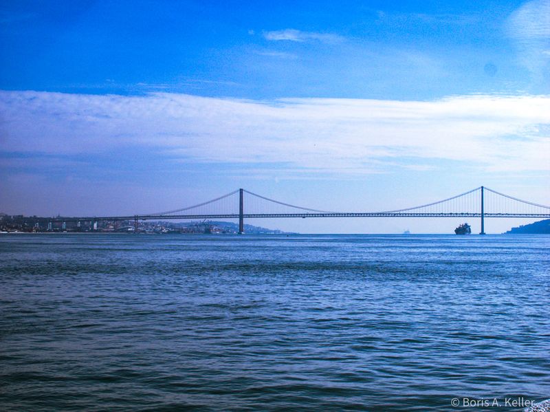 Ponte 25 de Abril