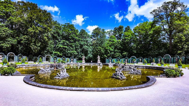 Wasserbecken Obere Grotte