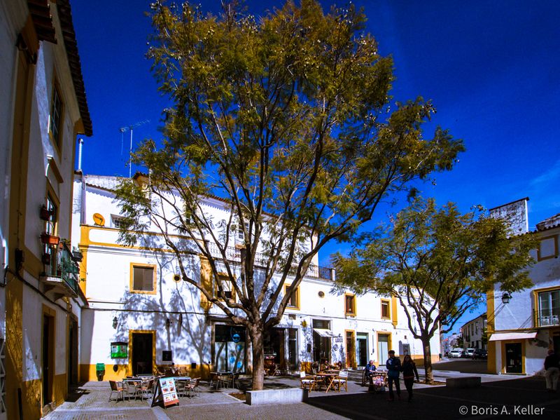 Évora