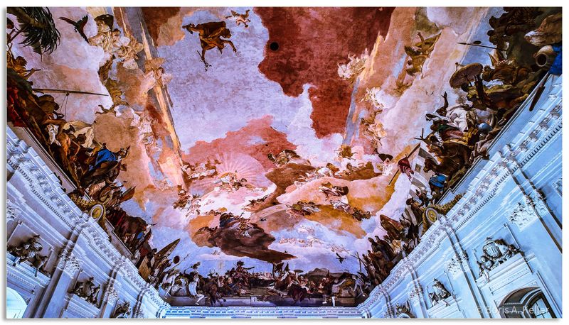 Deckenfresco des Treppenhauses