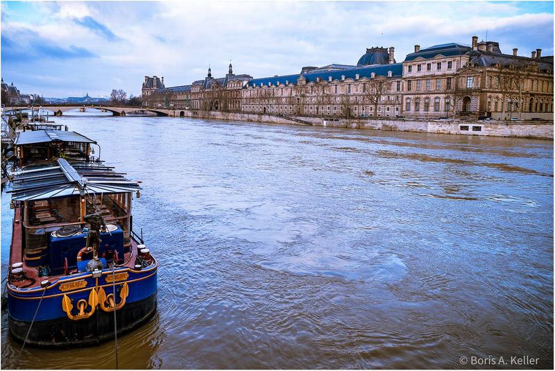 Le Calife Cruises on the River Seine