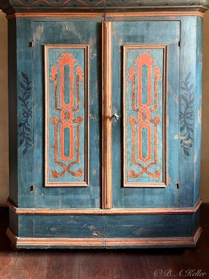 Bauernschrank