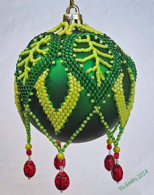 TMB IBD Russian Leaf Ornament Cover