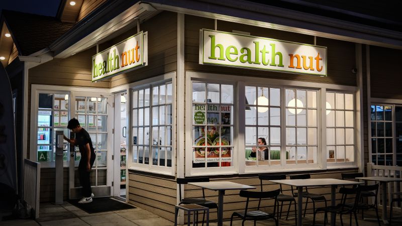 Health Nut at Manhattan Beach