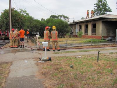 HouseFire07.JPG