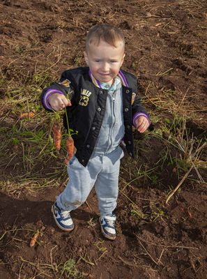 PumpkinPicking069.jpg