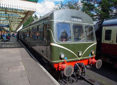 GreatCentralRailwaWithDad39.jpg