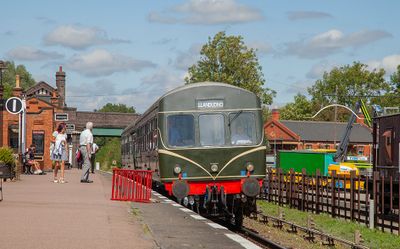 GreatCentralRailwaWithDad43.jpg