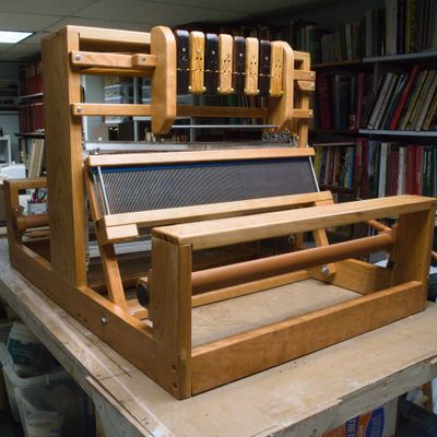 Eight Shaft Table Loom
