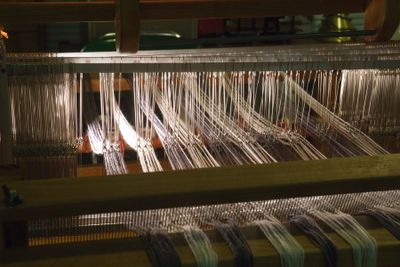 Threaded heddles