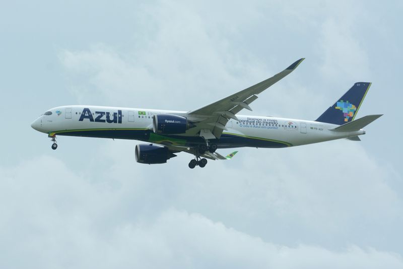 Azul Airbus A350-900 PR-AOY Somos a mais ponctual del mondo