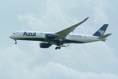 Azul Airbus A350-900 PR-AOY 'Somos a mais ponctual del mondo'