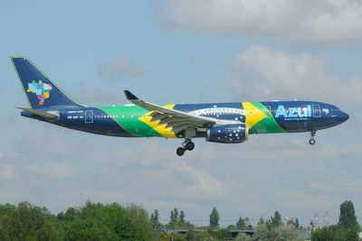 Azul Airbus A330-200 PR-AIV Brazilian Flag Livery