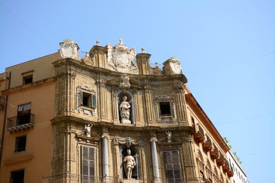 A week in Palermo, Quatro Canti