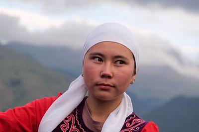 Kirgistan Faces