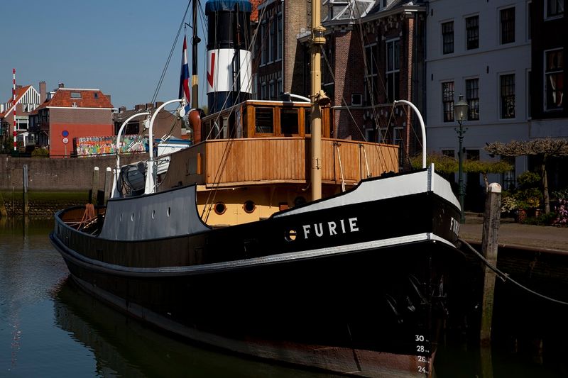 Steam-Tugship_1582
