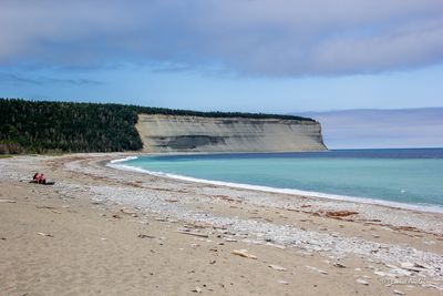 La couleur de l’eau change avec le couvert nuageux