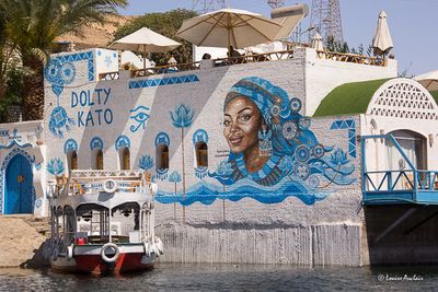 Notre destination est en face de l’île de Sehel