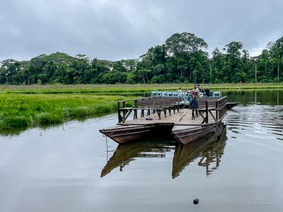 Notre radeau avec notre guide local