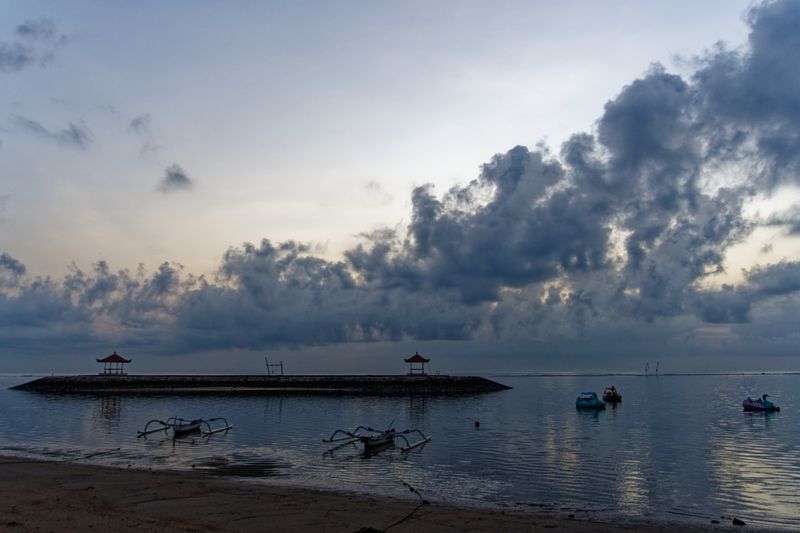 Sanur sunrise 4