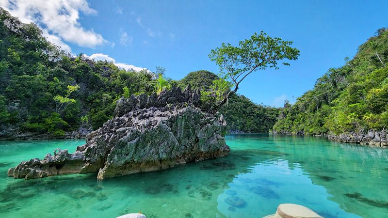 Lagoon 1