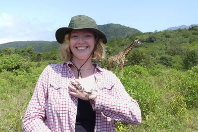Zoe & Giraffe_P1030049.jpg