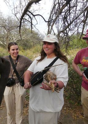 Hadza_P1030734.jpg
