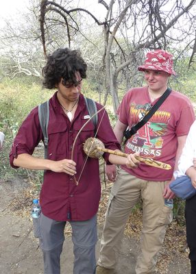 Hadza_P1030743.jpg