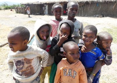 Hadza_P1030778.jpg