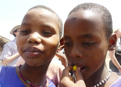 Hadza_P1030824.jpg
