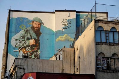 Tehran, Revolutionary Mural