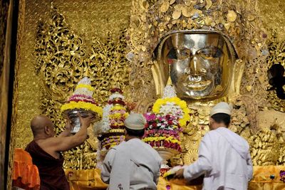 Mandalay, Mahamuni Paya