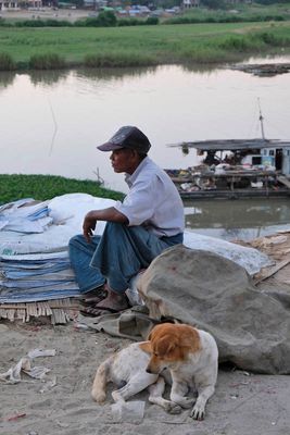Mandalay, Myo Patt Road near Irawadi River