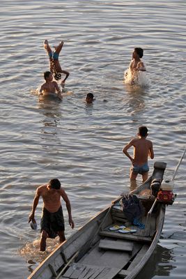 Mandalay, Irawadi River