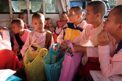 Sagaing, Children Bus