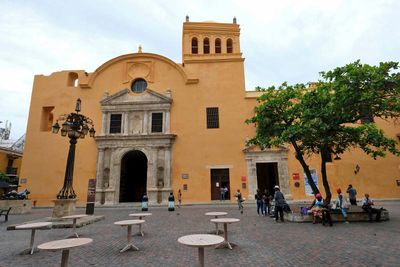 Cartagena das ndias, Plaza Santo Domingo