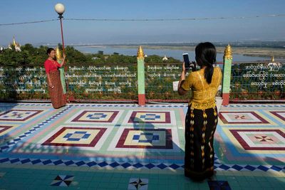 Sagaing, Sone U Pon Nya Shin Pagoda