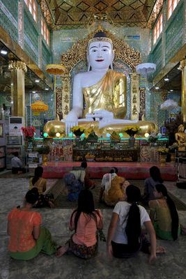Sagaing, Sone U Pon Nya Shin Pagoda