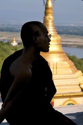 Sagaing, near Sone U Pon Nya Shin Pagoda