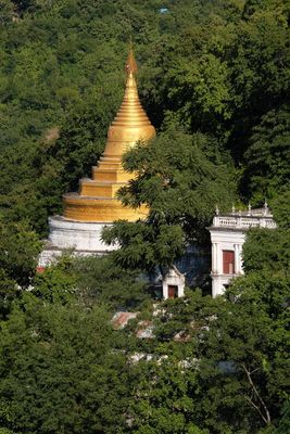 Sagaing, near Sone U Pon Nya Shin Pagoda