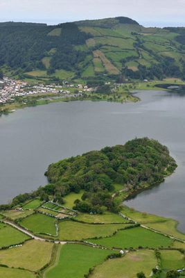 Lagoa das Sete Cidades, S. Miguel Island, Azores, Portugal