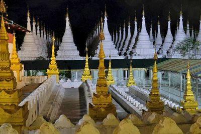 Mandalay, Sandamuni Pagoda