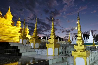 Mandalay, Sandamuni Pagoda